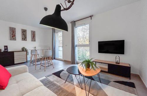 Quartier Chorier-Berriat Apartment | Studio Lumineux Avec Balcon