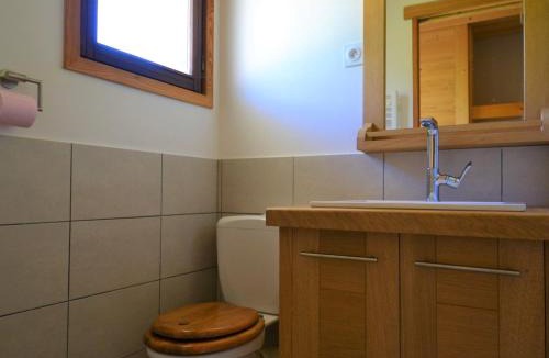 Notre-Dame-de-Bellecombe Apartment | Studio rénové proche pistes avec parking privé, calme et confortable pour 4 personnes - FR-1-505-146