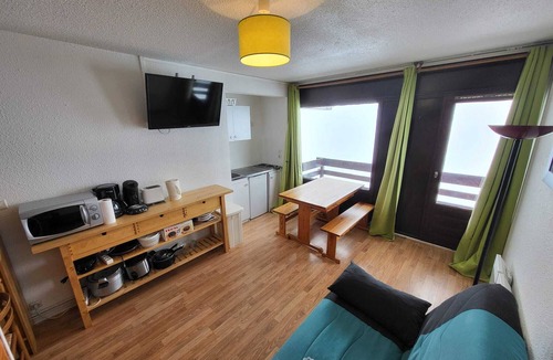 Saint-Aventin Apartment | Studio Superbagneres sleeps 5 - Mountain view and slope access