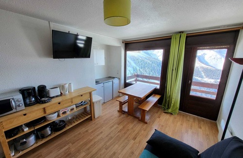 Saint-Aventin Apartment | Studio Superbagneres sleeps 5 - Mountain view and slope access
