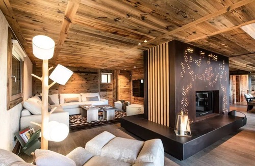 La Rosiere Ski Chalet | Stunning 5-star chalet on the edge of the forest in La Rosière, sleeps 16