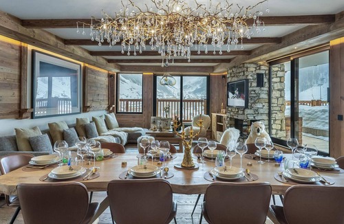 Val-d'Isere Apartment | Stunning Ski-In/Ski-Out Apartment with Jacuzzi Near Bellevarde, Val-d'Isère