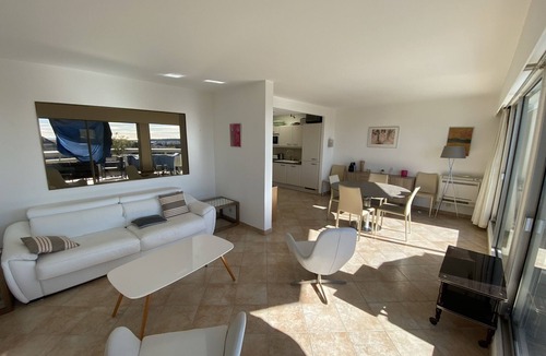 California - Pezou Apartment | Superb 3 room apartment 10 minutes from the Croisette Montfleury district