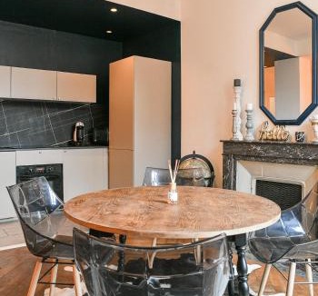 Le Pont-de-Beauvoisin Apartment | T4 Cosy et lumineux, Pros et familles, Walibi