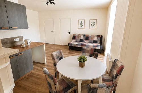 Montlucon Apartment | T4 historic city center Montluçon near train station