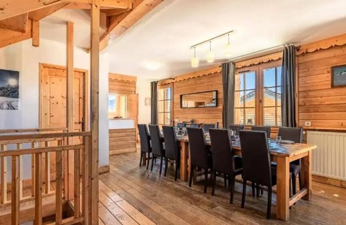 Bergers Ski Chalet | The Altiport Chalets - 8 Room Chalet 15 People