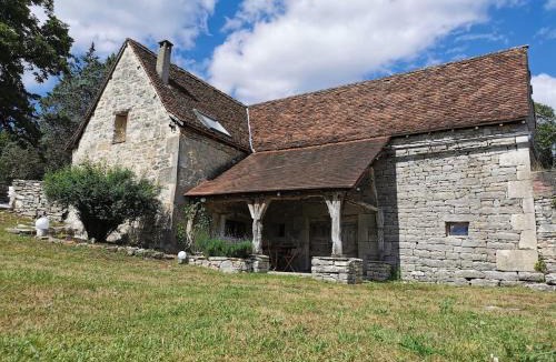 Carayac House | THE BARN, MAISON, PISCINE PRIVATIVE, CALME, WIFI