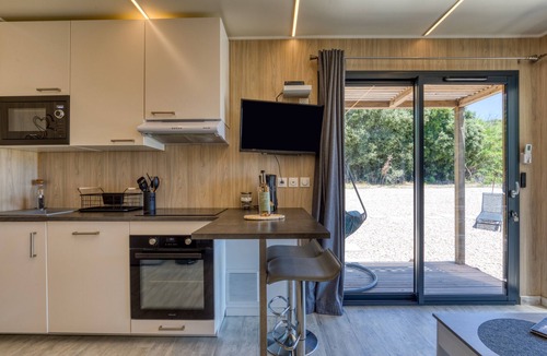 Saint-Pargoire House | The Vigné Cabin – Unique Vacation Rental in the Heart of the Hérault Vineyards