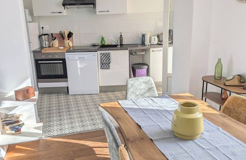 Poitiers House | Three-bedroom house with private courtyard, center of Poitiers and close to Futuroscope