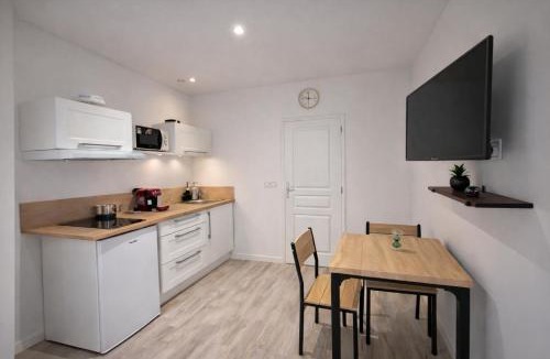 Chatellerault Apartment | Tiny House Marie