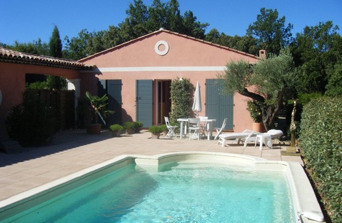 Tourtour Villa | Tourtour, cool, peaceful nights. Sleeps 6, swimming pool, tennis court, peaceful setting.