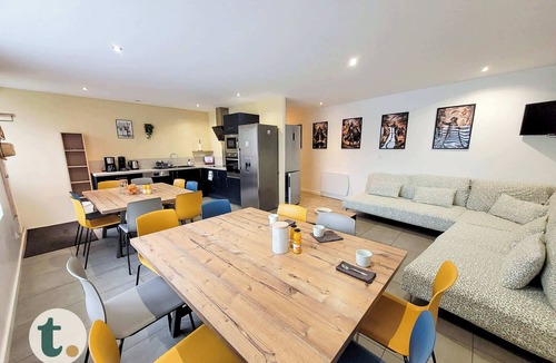 Saint-Mars-la-Reorthe House | Tranquiloue - Gite 15 personnes - 10min Puy du Fou