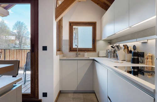 Valloire House | Ultima Lodge Chalet Valloire – Luxury Retreat Near Ski Lifts and Trails