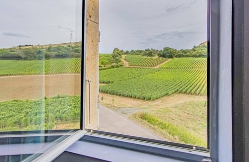 Maconnais Beaujolais Agglomeration House | Un Bout de Monde - BUSSIERES