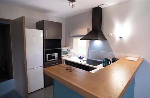 Magnac-Laval House | Veronica Gîte 6 pers. - Pond view - Indoor pool & free fishing for under-12s