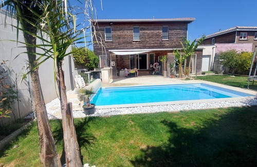 Vendargues Villa | Villa 160m2, swimming pool 7x4, jacuzzi 5 places 4 bedrooms, 3 bathrooms, 2 toilets