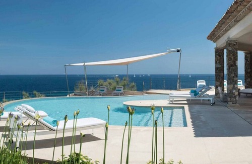 Saint-Tropez Villa | Villa Blue Park