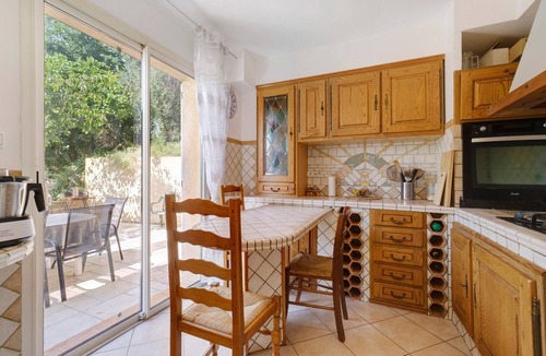 Le Ray Villa | Villa 'Chez Dominique' with Sea View, Private Pool and Wi-Fi