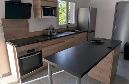 Montreal Villa | Villa 'Des Rives Et Chevaux 07' with Private Pool, Wi-Fi and Air Conditioning
