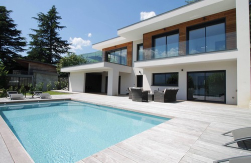 Le Bourget-du-Lac Villa | Villa Piscine chauffée, vue et accès lac, climatisation