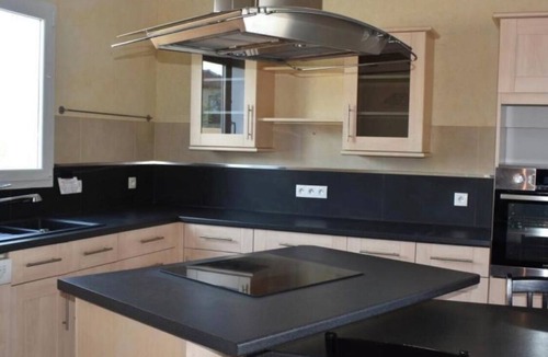 Cugnaux House | Villa with pool in Toulouse - 5 bedrooms, garden, 10 travellers