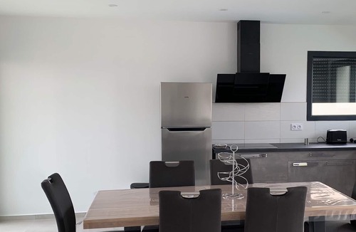 Meze Villa | VILLA with swimming pool, breathtaking view of the Sesquiers lake