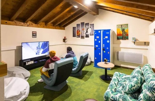 Belle Plagne Hotel | Village Club MMV Les Deux Domaines * - Connecting Rooms 5 People