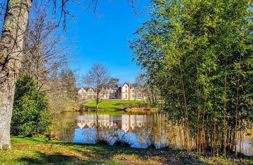 Neuvy-sur-Barangeon Resort | VVF Parc Sologne Berry - Domaine de la Grande Garenne
