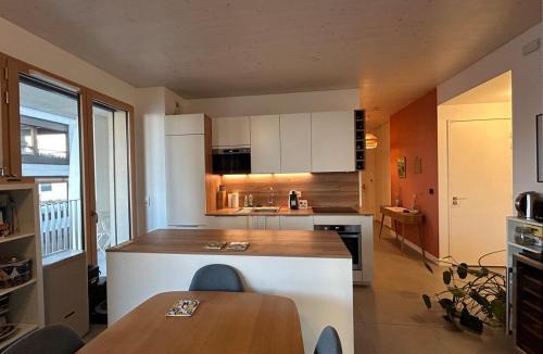 Grand Lyon Apartment | WeHost - Baudelaire - Beautiful apartment with large balcon
