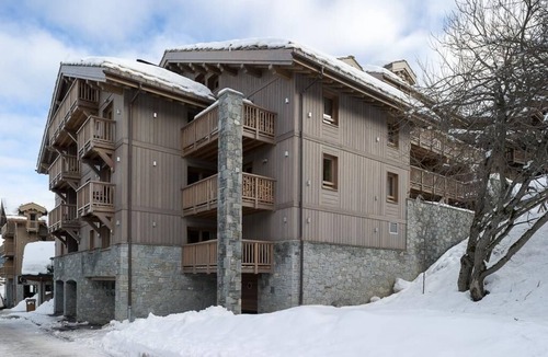 Courchevel Apartment | Wifi, 150m from resort center, 4th floor, view exceptional/mountain, sauna, balcony
