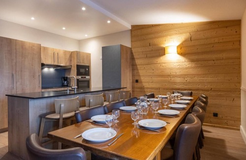 Belle Plagne Apartment | Wifi, 200m from resort center, fitness, swimming pool, sauna, balcony, fireplace or stove, tv