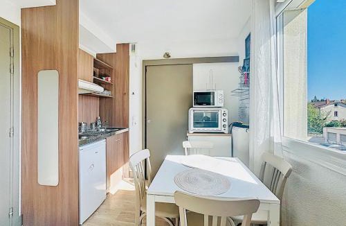 Les Poulettes Apartment | Work & Chill