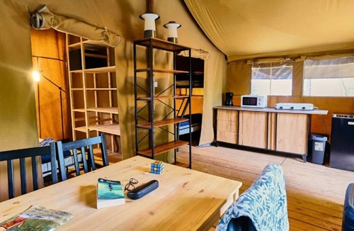 Lussas House | ZEcamping 3 étoiles animé piscine chauffée pet friendly locatif 20m2 5 pers