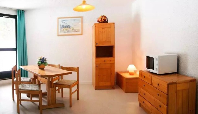 2-Room Apartment for 4–5 People