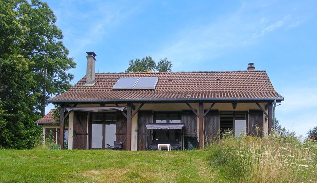 3 bedroom stunning home in St-Hilaires-les-Places