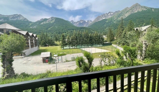 30 m² next to Les Grands Bains
