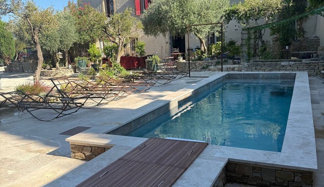 Apartment in the Angelot Vineyards - At Mas Des Armouriers