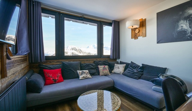 Apartment “Lesetoilesdelaplagne - Le Diamant” with Mountain View and Private Terrace