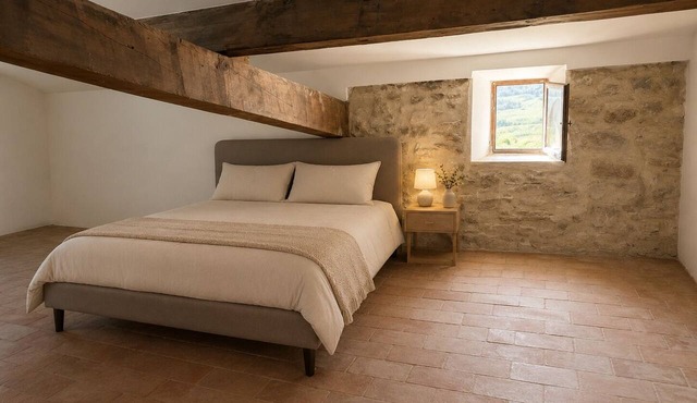 Apartment with a terrace in the heart of Le Castellet