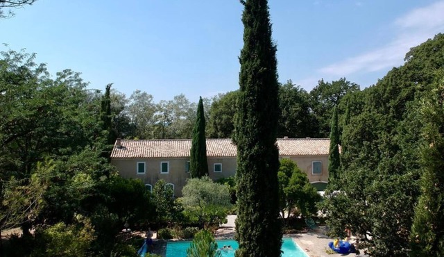 Authentique mas Provençal Avec Piscine et Cour