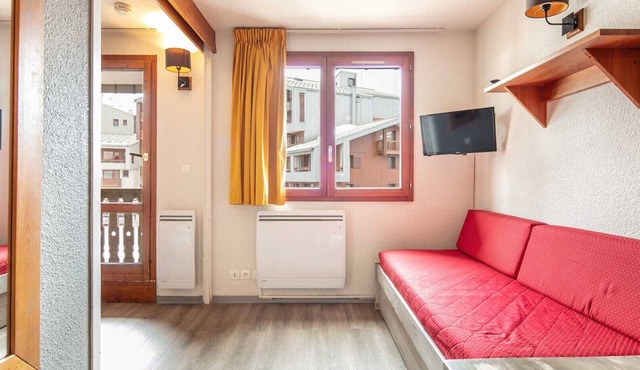 Bright studio apartment for 4 people