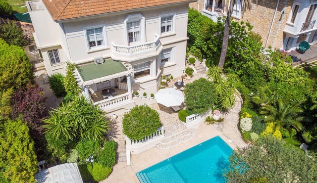 Cannes Luxury Rental - Belle epoque villa to rent close to Cannes center