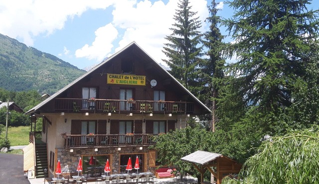 Chalet de charme 15 to 28 people 11 rooms for families and friends