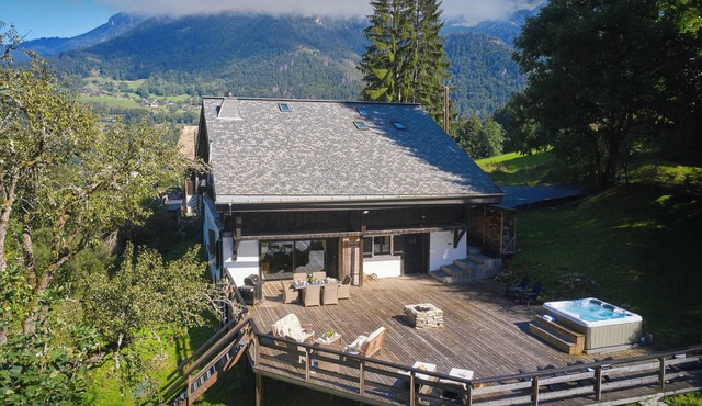 Chalet Fleur d'Aulps - Secluded holiday for 12 with spa - OVO Network