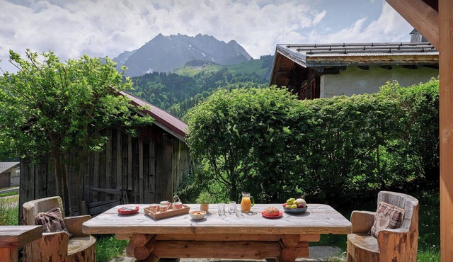 Chalet La Canopée - Aravis mountain stay with spa for 10 - OVO Network