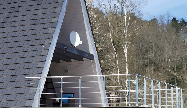 Chalet “Le Tipi des Combrailles”: Mountain View, Private Terrace, Air Conditioning in Miremont