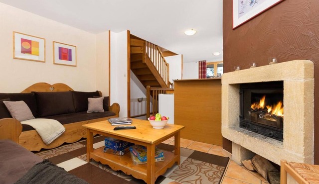 Chalet, wifi, 100m from resort center, terrace, balcony, fireplace or stove, parking, tv, 75-82m²