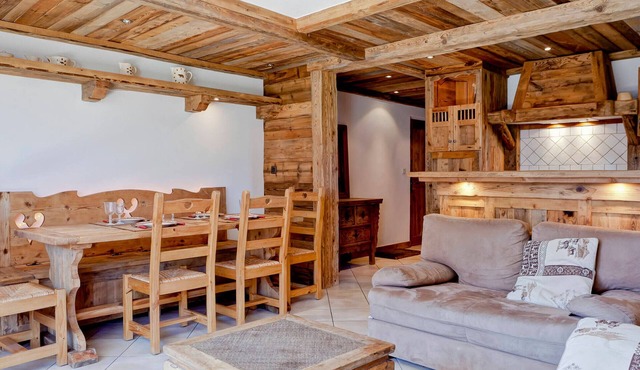 Charming apartment in Courchevel 1650 with parking