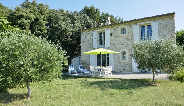 Charming house in Provence for 4 people, 4-star tourist accommodation.