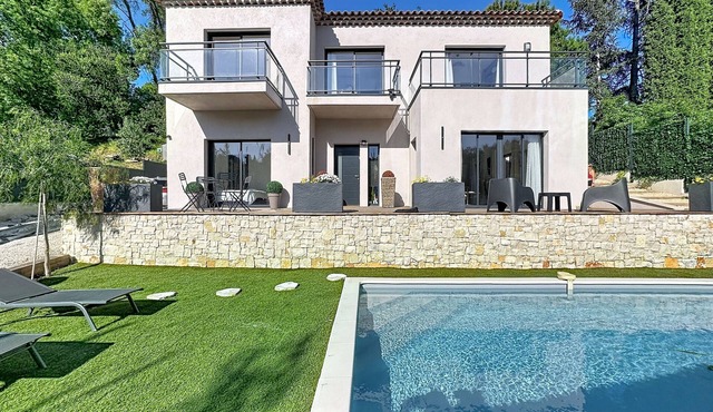 Comfortable villa with pool, AC and garden in Saint‑Paul‑de‑Vence